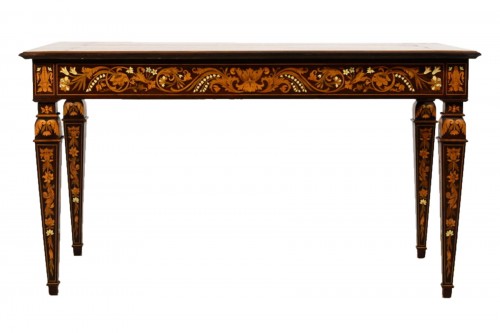Table centrale en bois marqueté Luigi et Angiolo Falcini, Italie milieu XIXe siècle