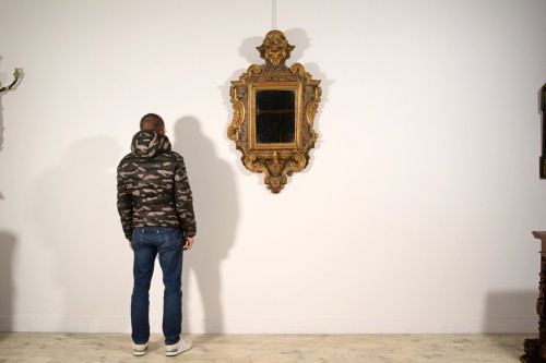 Miroir baroque en bois sculpté, laqué doré et argenté, Italie fin du XVIIe siècle - Louis XIV