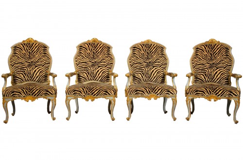 18th Century, Four Italian Large Lacquered Giltwood Armchairs