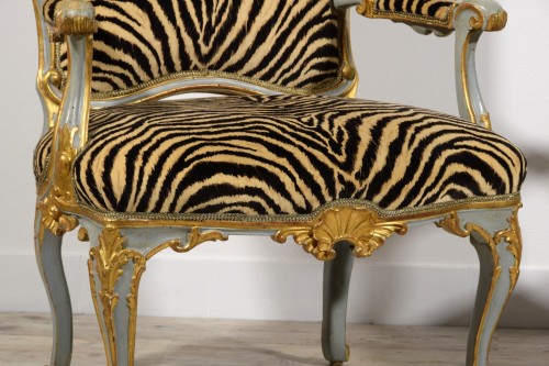 Antiquités - 18th Century, Four Italian Large Lacquered Giltwood Armchairs