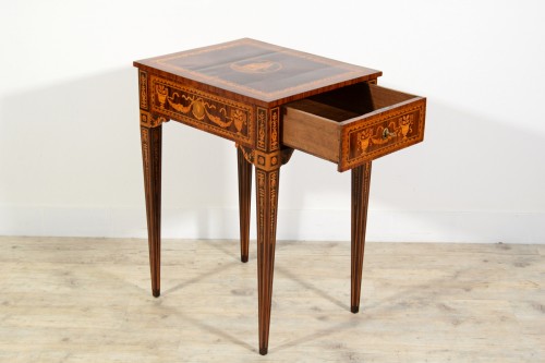 18th century - 18th Century, Italian Neoclassical Inlay Wood Centre Table