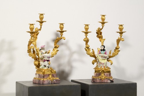 19th century - 19th Century, Pair of French Bronze Candlesticks with Polychrome Porcelain