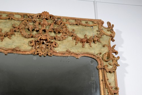 XVIIIe siècle - Grand miroir baroque italien du XVIIIe siècle en bois et pastiglia laqué