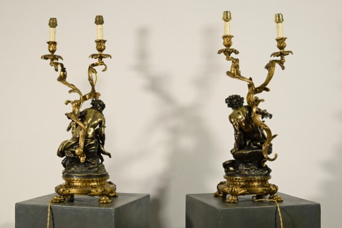 Antiquités - 19th Century Pair Of French lamp mounted Bronze Candelabras