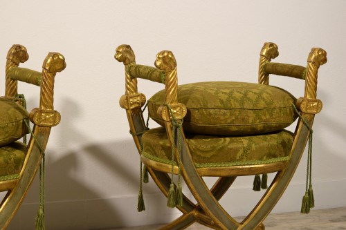 Antiquités - 20th Century, Pair Of Italian Neoclassical Style Lacquered Gilt Wood stools