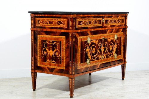 XVIIIe siècle - Commode néoclassique, Italie fin XVIII siècle