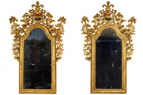 Paire de miroirs en bois sculpté et doré, Vénétie,XVIIIe siècle