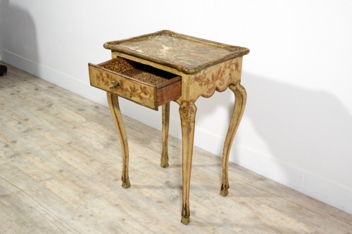 Louis XV - 18th Century, Two Italian Rococo Lacquered Wood Side Table
