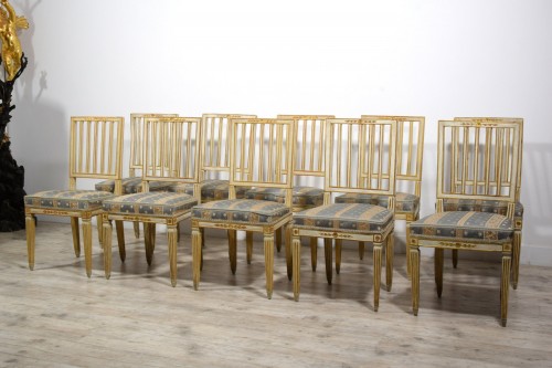 XVIIIe siècle - Série de dix chaises néoclassiques, Toscane fin du XVIIIe siècle