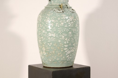 Antiquités - Grand vase en porcelaine céladon, Chine XIXe siècle