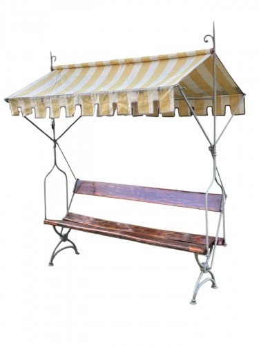 Banc de jardin en bois et fer forgé avec auvent en tissu, Italie XIXe siècle