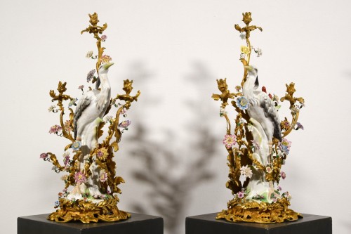 Antiquités - 19th Century Pair of French Large Gilt Bronze and Porcelain Candelabras 