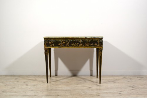 18th century - 18th century, Tuscany Neoclassical Lacquered and Giltwood Console Table