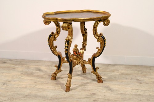 18TH century, Italian Baroque Lacquered Wood Center Table - 