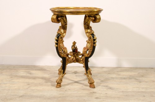 Antiquités - 18TH century, Italian Baroque Lacquered Wood Center Table