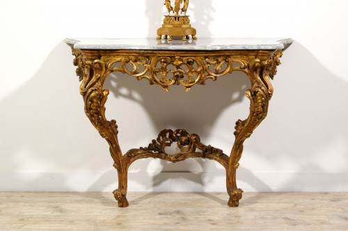 Antiquités - Console en bois sculpté et doré, Italie, époque Barocchetto milieu du XVIIIe siècle