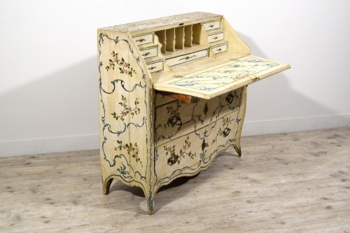 18th century - Mid-18th Century, Italian Rococo Lacquered Wood Drop-Front Chest of Drawers