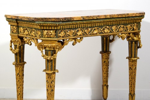 Louis XVI - Console et miroir néoclassiques en bois sculpté, laqué et doré, Italie fin du XVIIIe
