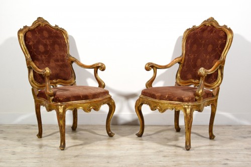 Louis XV - 18th Century, Pair of Venetian Rococo Carved and Gilt Wood Armchairs