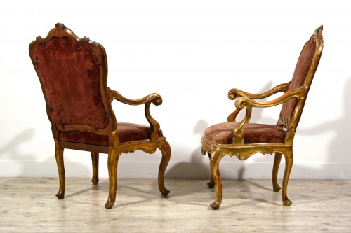 Antiquités - 18th Century, Pair of Venetian Rococo Carved and Gilt Wood Armchairs