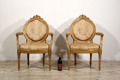 Pair of Neoclassical armchairs, lacquered gilt wood, Italy 18th century - Louis XVI