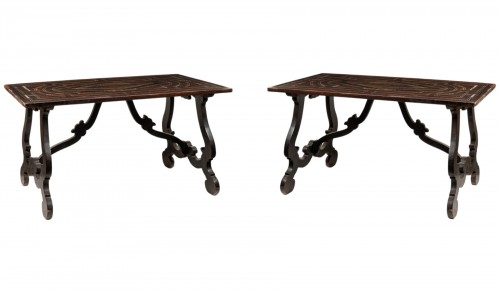 Paire de tables en bois avec plateau plaqué et marqueté, Toscane XVIIIe siècle