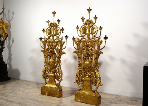 18th century, Pair of Italian Neoclassical Giltwood Floor Candelabra - 