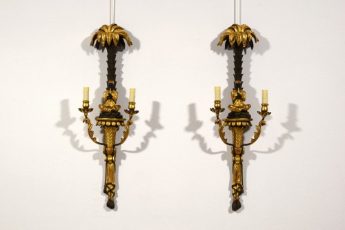 Paire d’appliques en bois laqué et doré, Toscane début 20e siècle - Luminaires Style 