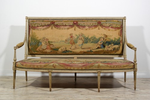 XVIIIe siècle - Mobilier de salon en bois sculpté et laqué Louis XVI, seconde moitié XVIIIe siècle