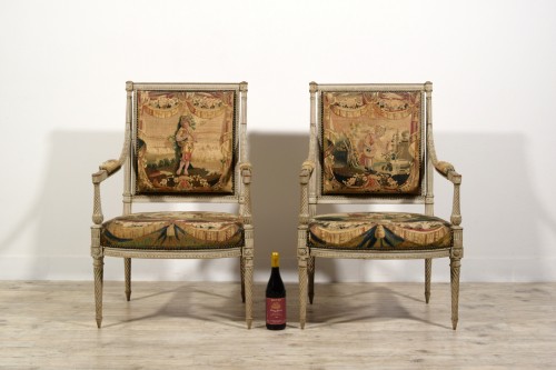 Mobilier de salon en bois sculpté et laqué Louis XVI, seconde moitié XVIIIe siècle - Louis XVI