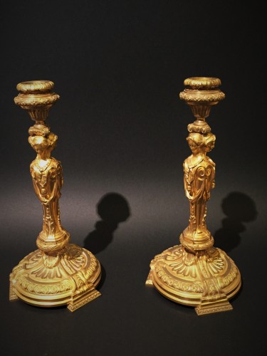 19th century - 19th Century, Pair of French Git Bronze Candlesticks with Vestals 