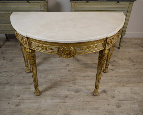 Console néo-classique en demi-lune laquée et dorée, Naples XVIIIe siècle - Mobilier Style Louis XVI