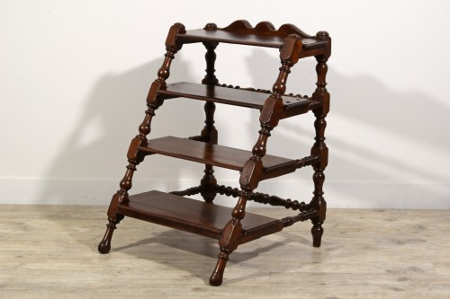 18th Century, Italian Walnut Four Steps Staircase  - Furniture Style Louis XV