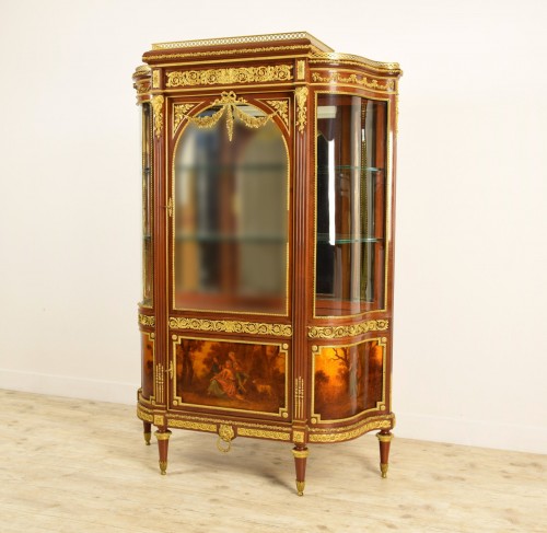 19th century, Mahogany and Gilt Bronze French Showcase  - 