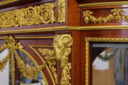 19th century - 19th century, Mahogany and Gilt Bronze French Showcase 