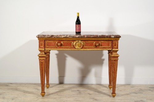 18th Century, Italian gilded and red Lacquered Wood with marble top - 