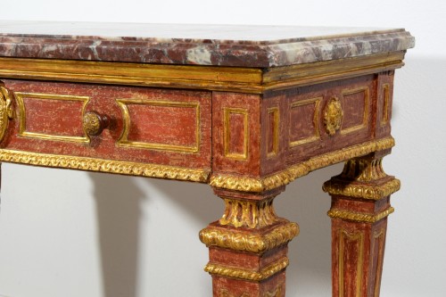 18th Century, Italian gilded and red Lacquered Wood with marble top - 