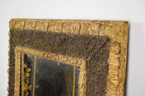 17th Century, Italian Carved Gilt Wood Mirror With Small Stones - 