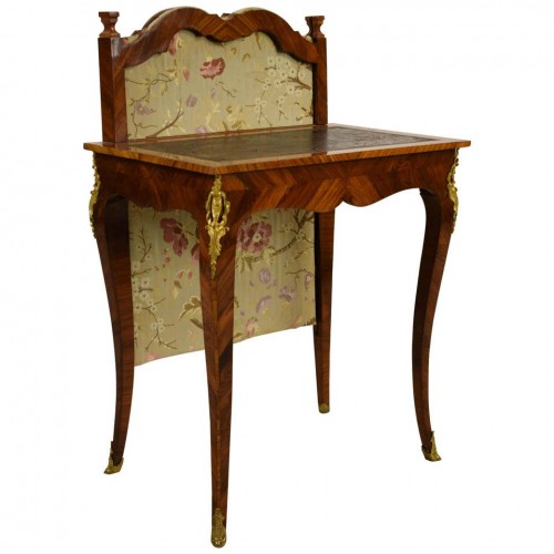 18th Century, French Louis XV Center Writing table with screen 