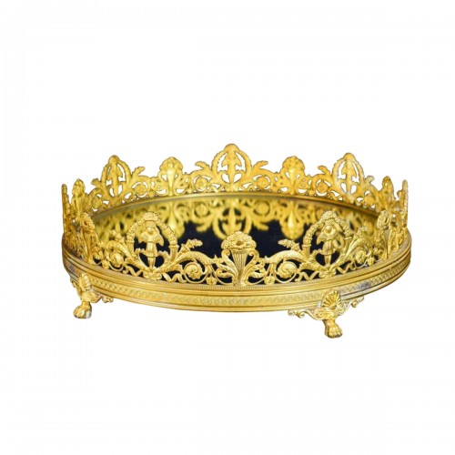 Surtout de table en bronze finement ciselé doré, France XIXe siècle