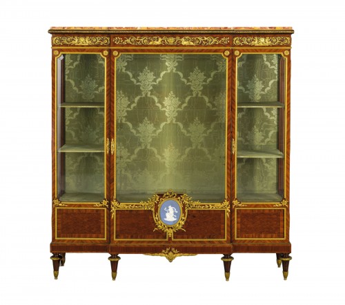 19th Century, French Purple Wood Showcase with gilt bronze