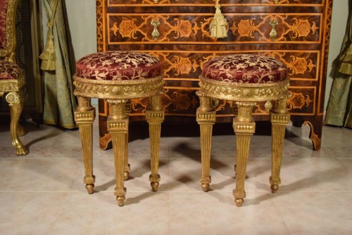 18th Century, Pair of Italian Neoclassical Carved Giltwood Stools  - Seating Style Louis XVI