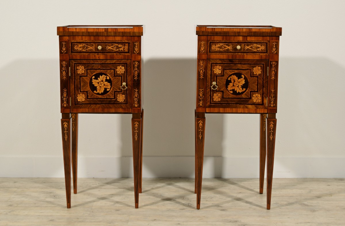 18th Century Pair Of Italian Neoclassical Inlaid Wood Bedside Tables Ref 83347 18th Century Pair Of Italian, Antique Wooden Bedside Tables