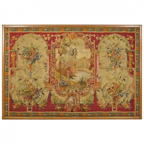 Grande tapisserie en laine, décorations florales et paysage fluvial, XVIIIe siècle