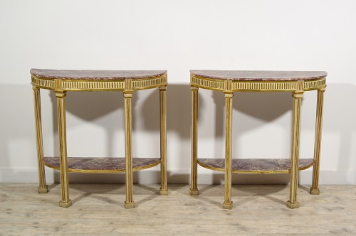 18th Century, Pair Of Italian Neoclassical Lacquered And Giltwood Consoles  - Furniture Style Louis XVI