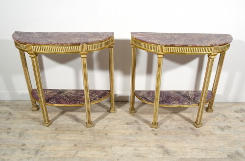 Antiquités - 18th Century, Pair Of Italian Neoclassical Lacquered And Giltwood Consoles 