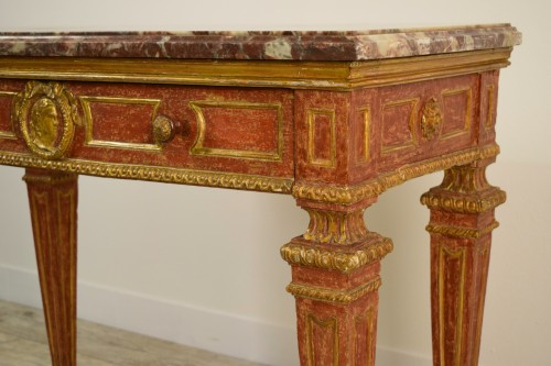 Antiquités - Carved, Golden And Lacquered Wood Console With Red Background, Marble Top