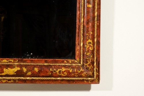  - 18th Century, Venetian Wood Mirror lacquered with Chinoiserie