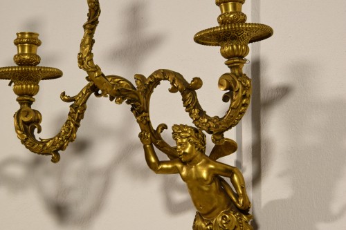 Antiquités - 19th Century, Pair of French Three-light Gitl Bronze Sconces