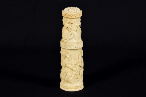 Carved Ivory Element With Festive Scenes, 19th Century - 